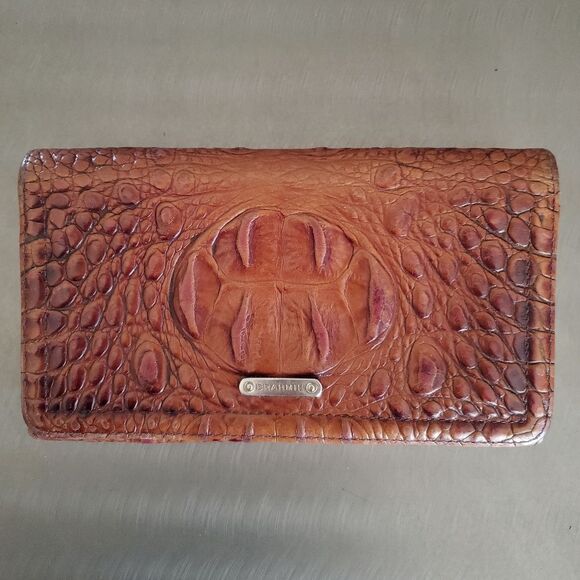 Brahmin Pecan Brown Leather Alligator Croc Embossed Bifold Wallet Zip Pockets - Picture 1 of 13